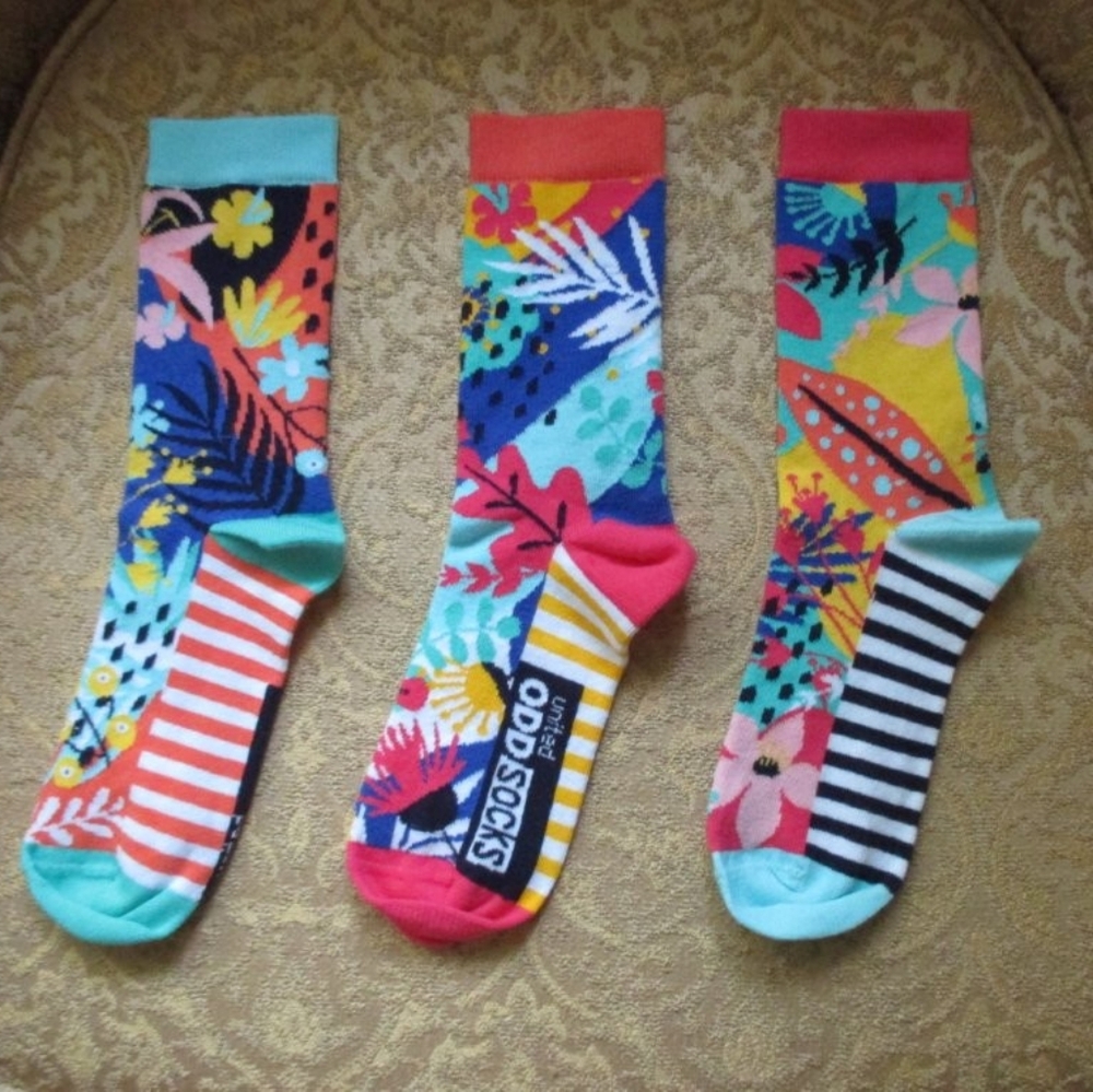 NWOT - united oddsocks - uk - Picture 2 of 2